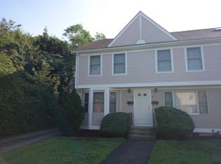 16 Rockland St, West Roxbury, MA 02132