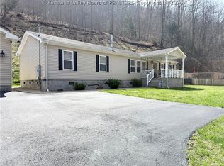 1145 Cameo Rd, Morrisvale, WV 25565