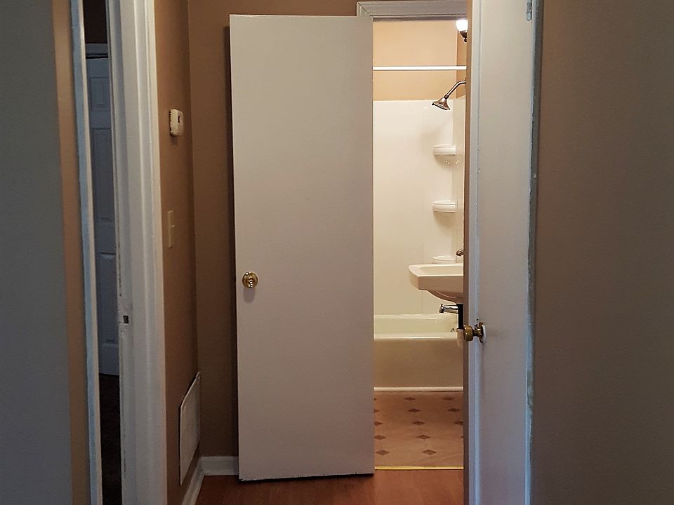2nd image of 231 Berea Forest Cir