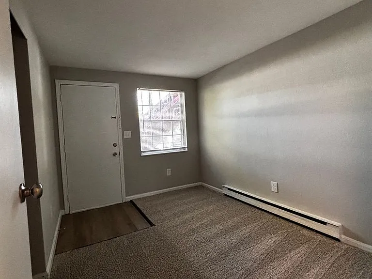 1276 Sanlor Ave #2 — Photo 15
