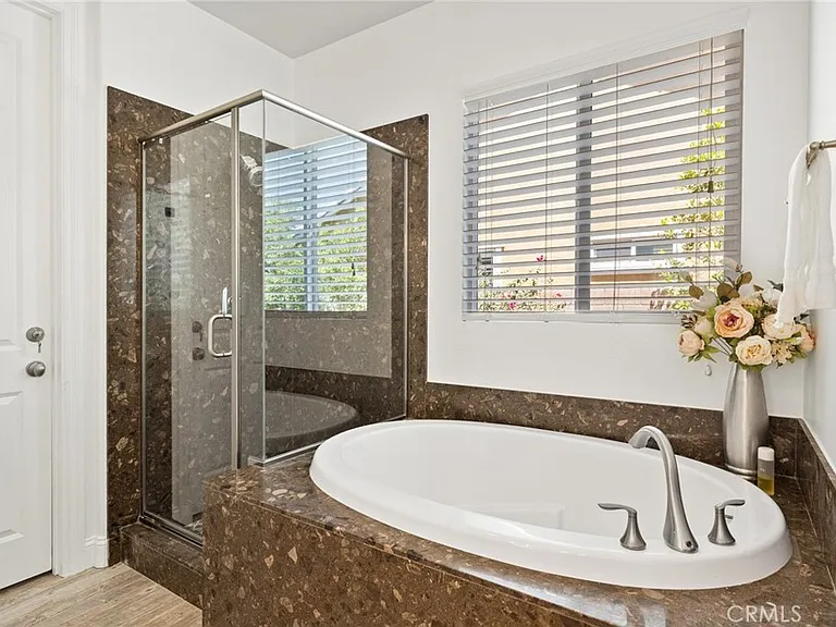 74079 Kingston Ct W — Photo 30