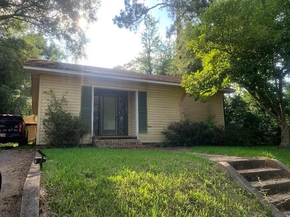 405 Burke Ave, McComb, MS 39648