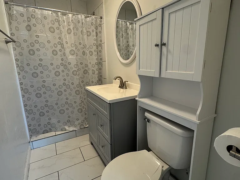 1047 Sycamore Ave #A — Photo 17