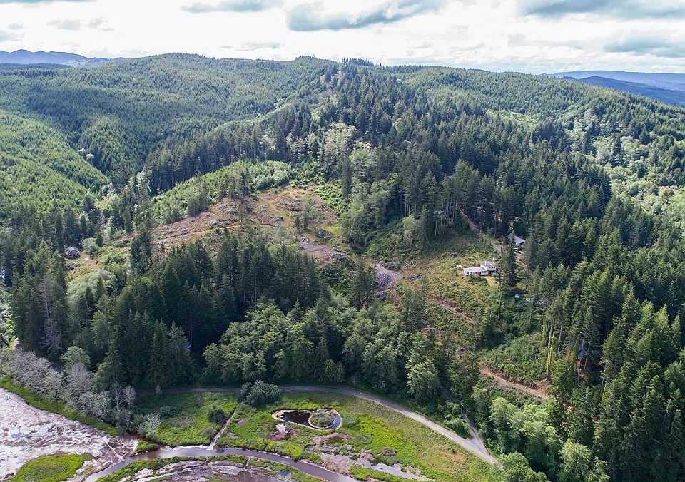 2nd image of Golf Course Ln