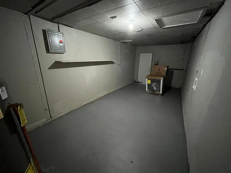 Thumbnail 16