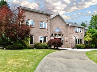 1481 Dominion Ct, Pittsburgh, PA