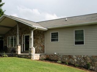 212 Parker Dr, West Jefferson, NC 28694