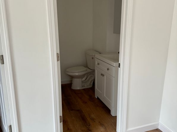 26 Acre Pl #2