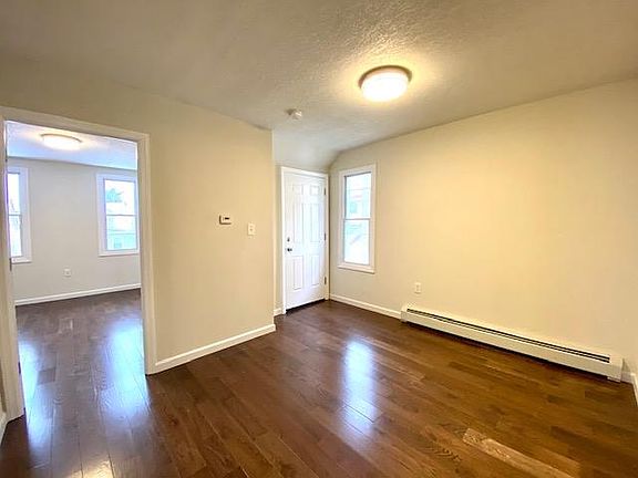3rd image of 178 Mapes Ave #3A