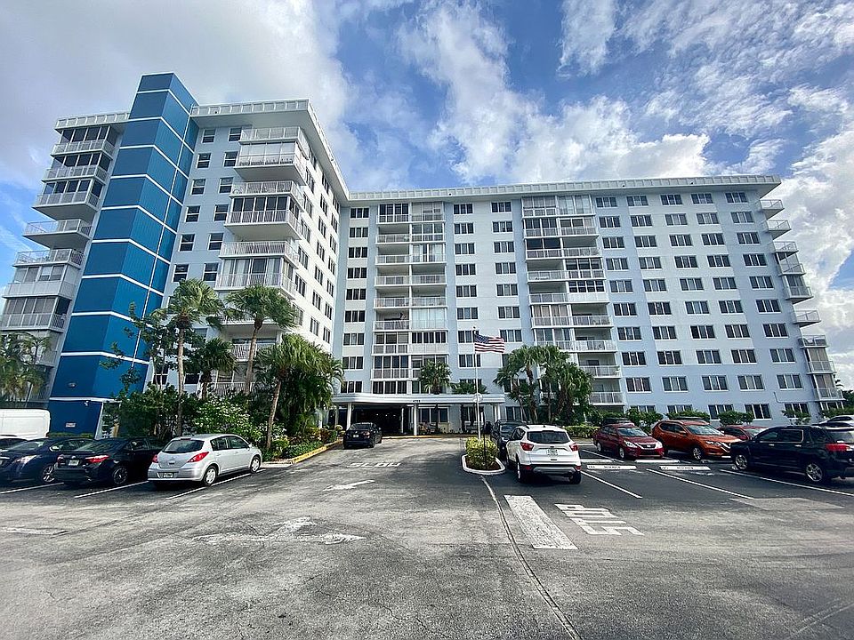 Hillcrest 24 exterior