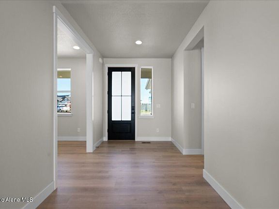 4th image of 5529 E Aquila Ave
