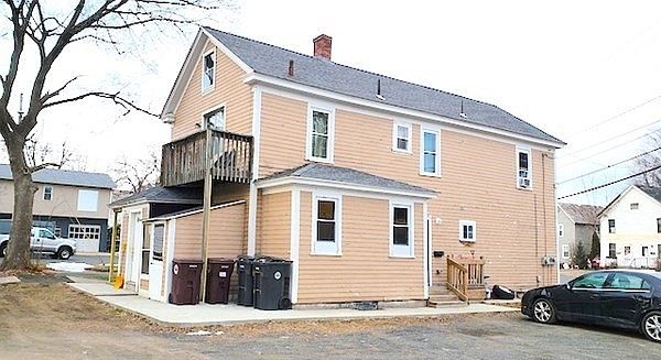 2nd image of 143 Meadow St