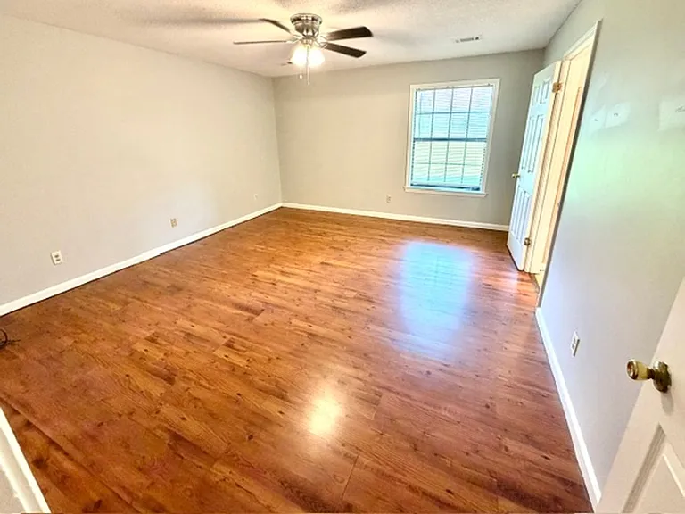 6383 Eastbrier Dr — Photo 7