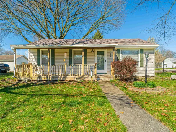 221 N Madison St, Lincoln, IL 62656