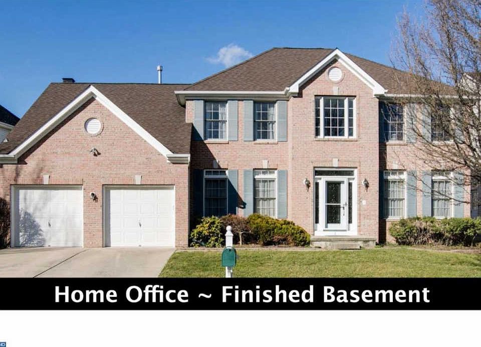1st image of 3 Bay Hill Ct