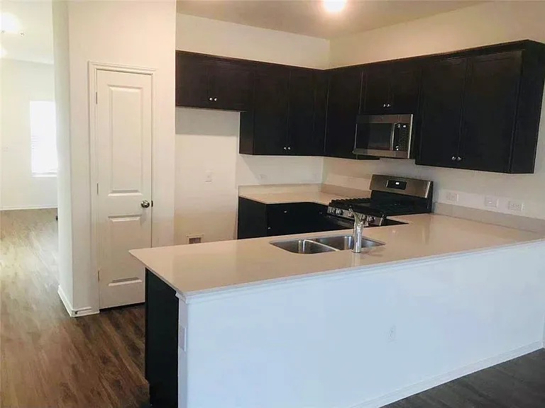 3508 Lodgepole Dr — Photo 1