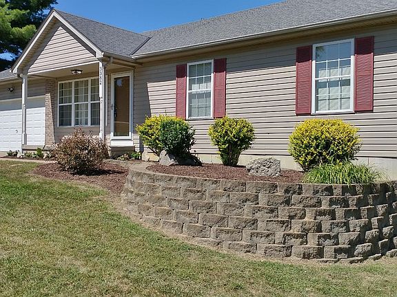 3rd image of 3382 Garden Meadows Dr