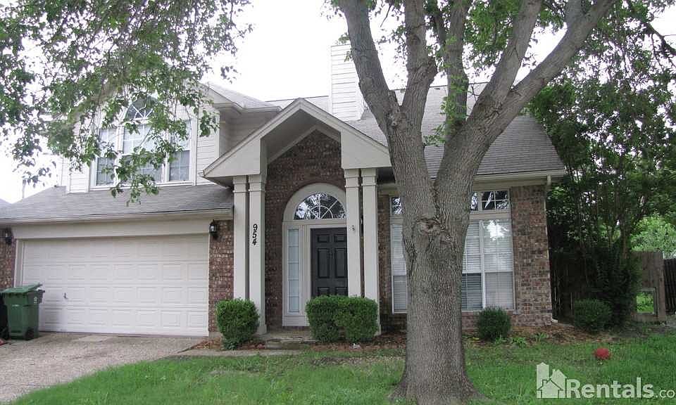 2nd image of 954 Freshwood Ct
