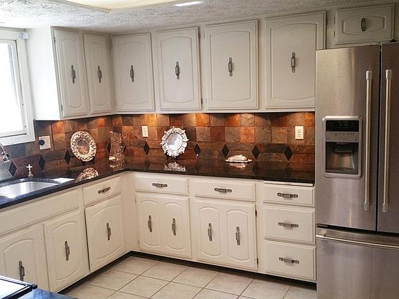 2nd image of 8730 Maple View Dr