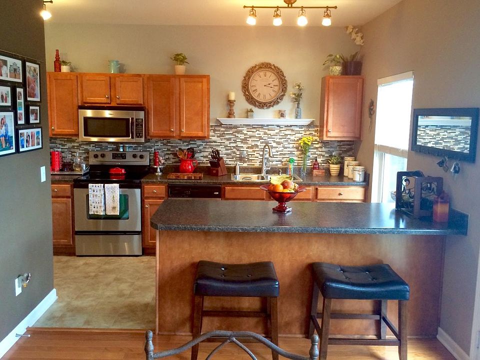 Kitchen with Island