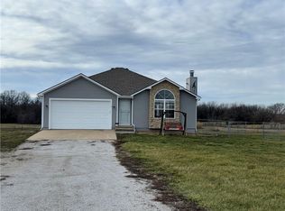 4655 Walton Rd, Bates City, MO 64011
