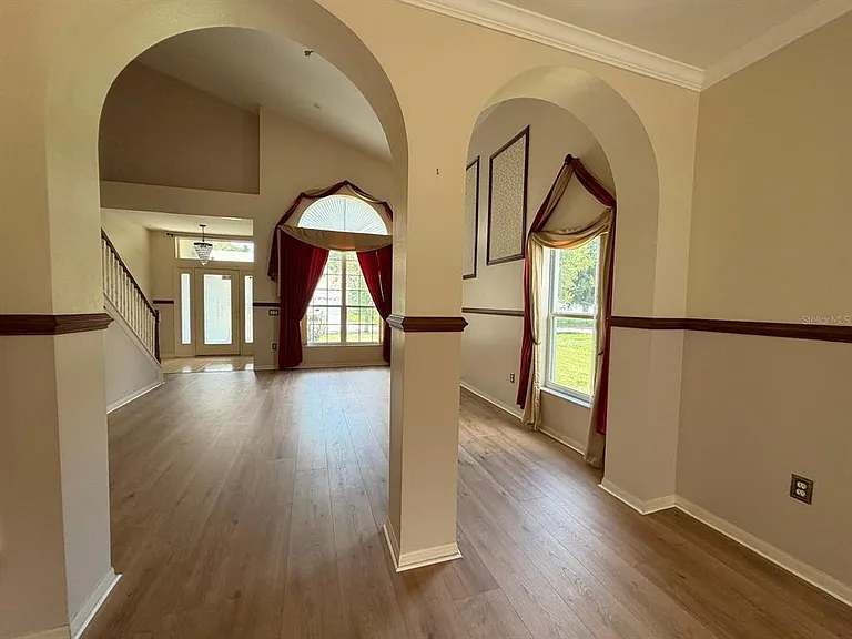 2418 Huron Cir — Photo 15