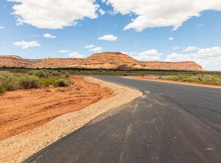 19 Lone Spur Cir, Kanab, UT 84741