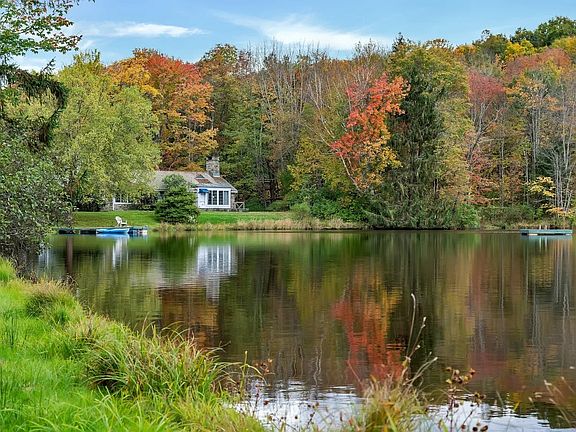 5th image of 105 Gaf Lake Rd
