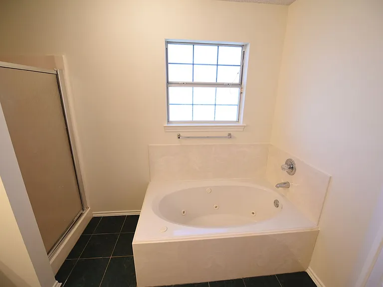 6419 Brookhaven Trl — Photo 9