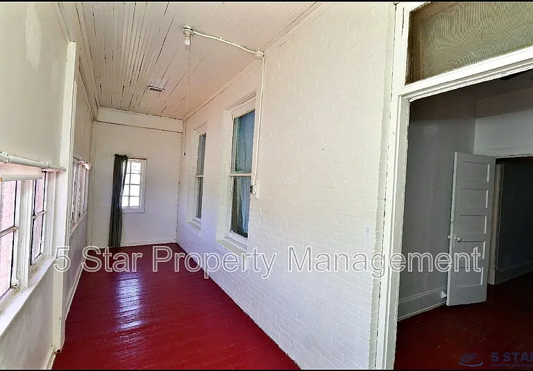 612 E Nevada Ave — Photo 42
