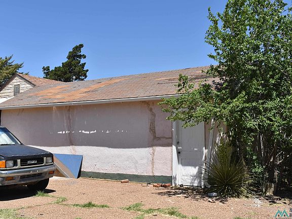 4th image of 1004 S 1st St