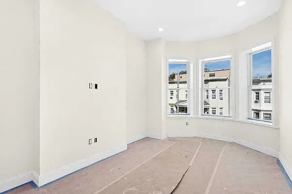 Rented by William Raveis Real Estate | media 13