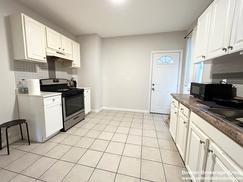 9 Mount Pleasant Ave #1