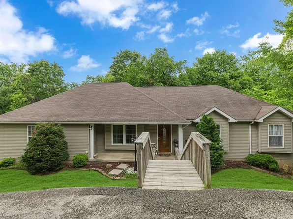 6014 Forest Dr, Monaca, PA 15061