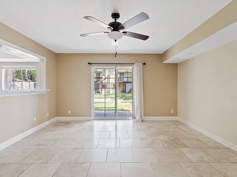 2232 W Lindner Ave #15 — Photo 2