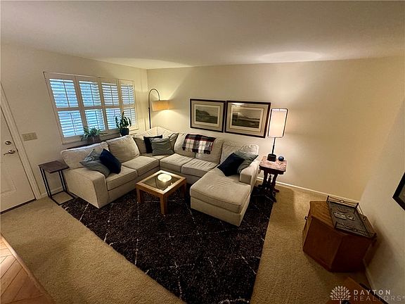 3rd image of 815 Warrington Pl