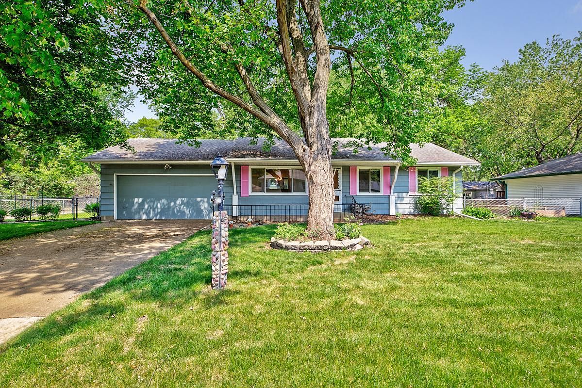 238 Stardust Blvd, Circle Pines, MN 55014 Zillow