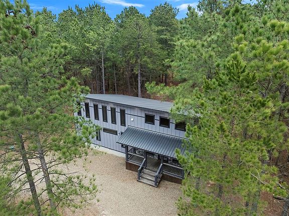 2nd image of 768 Pine Hills Rd