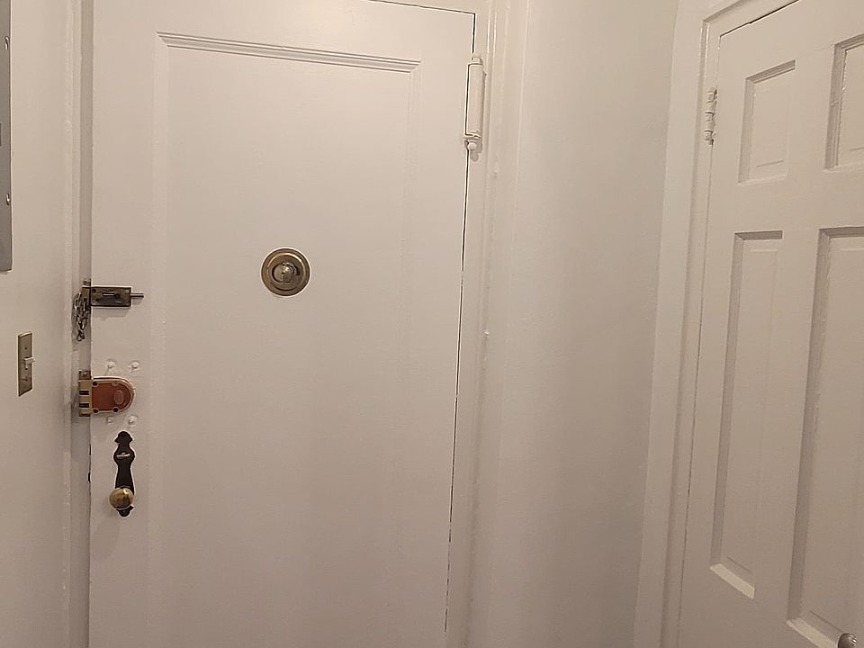 1st image of 11031 73rd Rd APT 3K