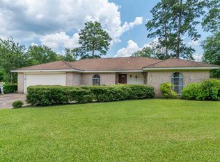7773 Betsy St, Orange, TX 77632