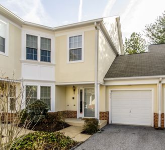 9232 James Howard Ln, Baltimore, MD, 21208