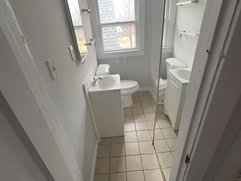 960 W Delaware Ave, Toledo OH 43610 — Photo 4