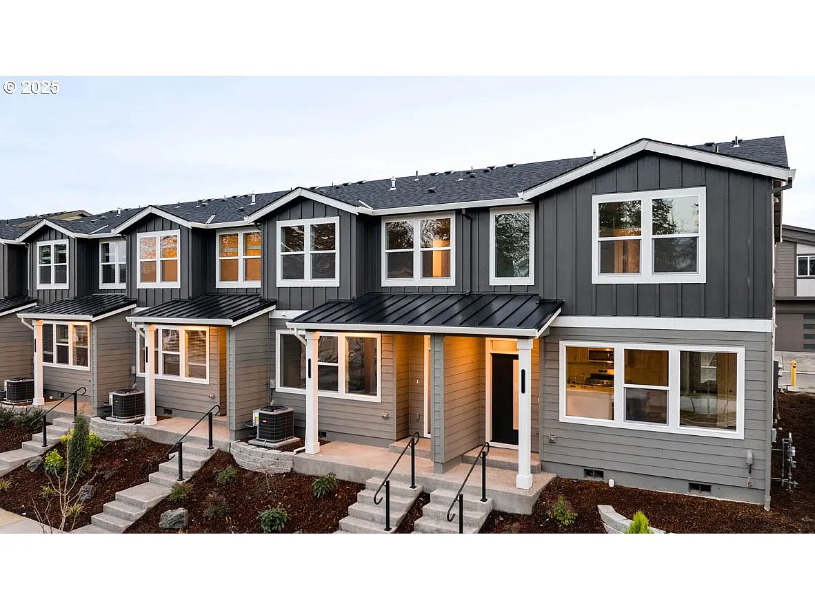 6434 SE Nasha St photo 1