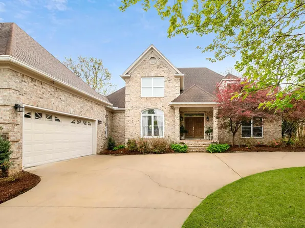 45 Durance Dr, Little Rock, AR 72223