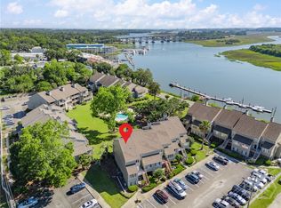 3005 River Dr APT 209B, Savannah, GA 31404