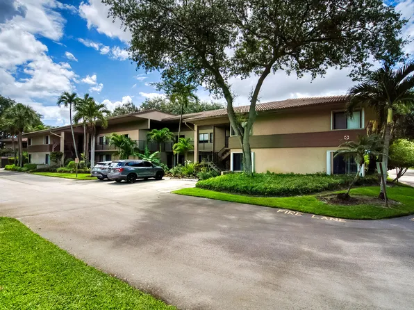 9533 NW 2ND Place #2-L, Coral Springs, FL 33071