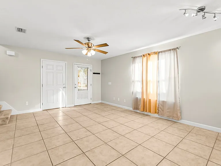 2110 Sterling Cove Blvd — Photo 7