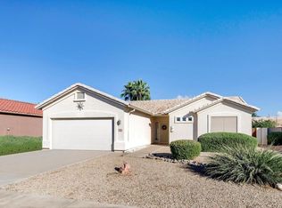1420 E County Down Dr, Chandler, AZ 85249