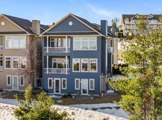 814 Lakeview Rdg, Petoskey, MI 49770