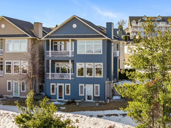 814 Lakeview Rdg, Petoskey, MI 49770